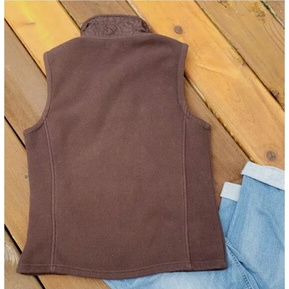 SOLD Lot of (4) Vests assorted size colors - Picture 9 of 9